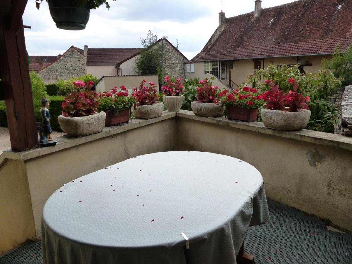 Hotel le Chaumois à Saint-Boil Extérieur photo